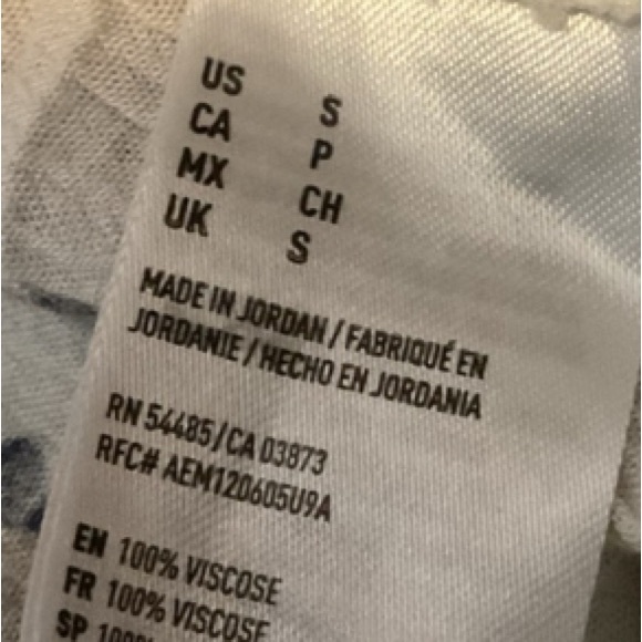 American Eagle Floral Off-Shoulder Top - Picture 5 of 5